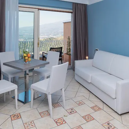 לינה וארוחת בוקר Le Terrazze Charming 4*