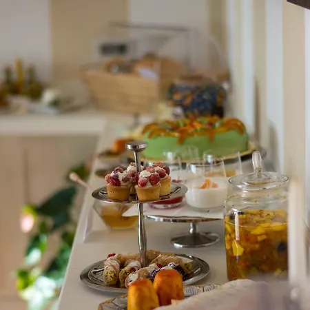 Le Terrazze Charming 4* טאורמינה